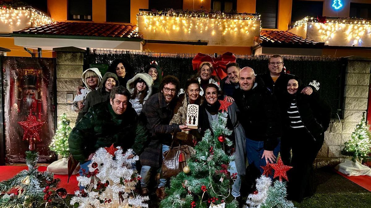 Los ganadores del concurso de decoración navideña de Soto de Llanera el año pasado