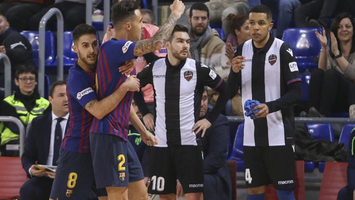 Adolfo y Aicardo, esta temporada ante el Levante en el Palau