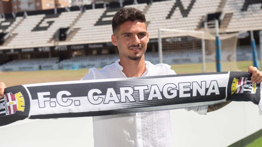 Sergio Lozano, en su presentación como jugador del FC Cartagena