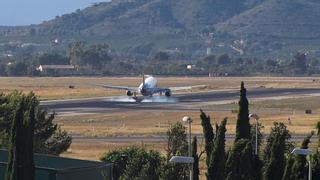 Vídeo: Aterrizajes de infarto en el Aeropuerto de València