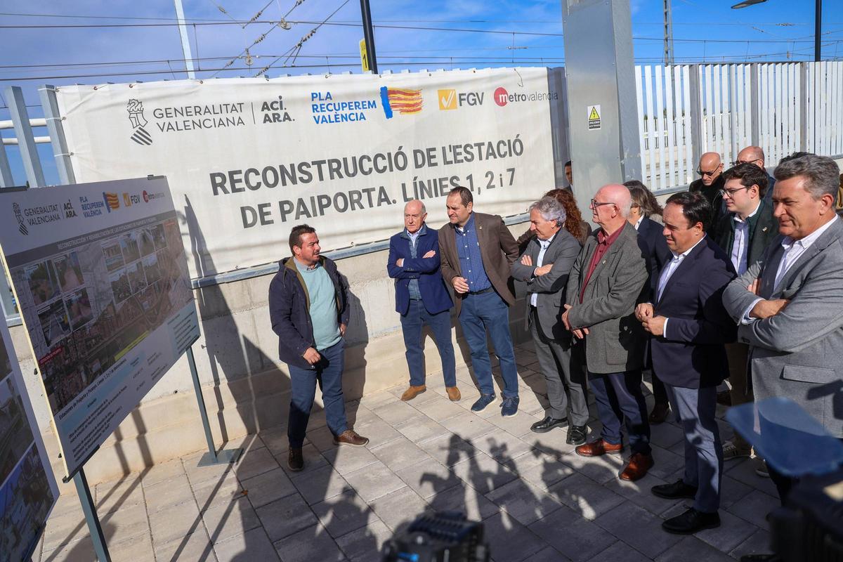 Pérez Llorca, junto al alcalde de Paiporta, en la visita de esta semana.
