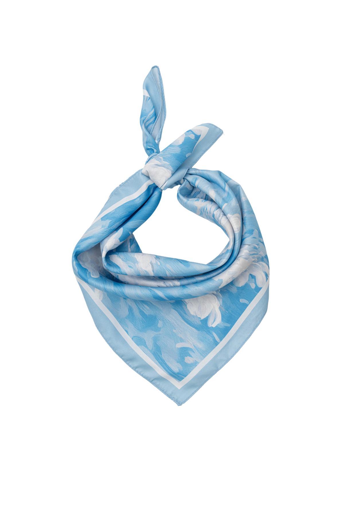 Pañuelo de SHEIN.