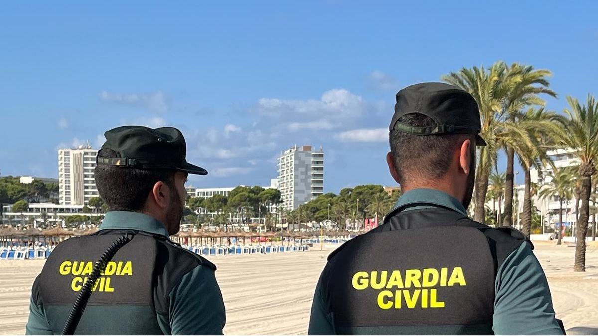 Die Guardia Civil nahm die Diebe fest.