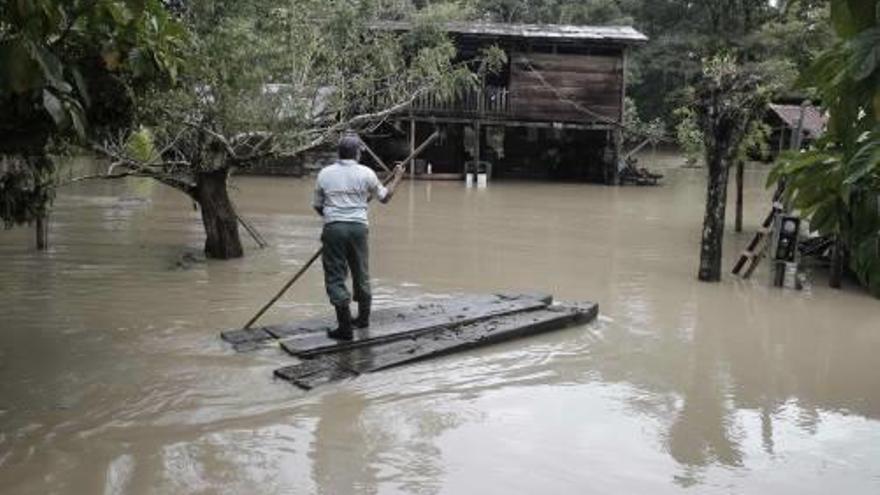 «Otto» ha causat greus inundacions a Costa Rica.