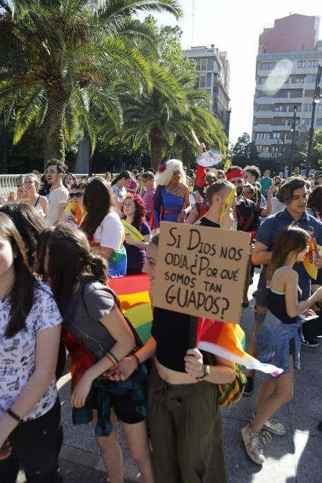 Desfile del "Orgullo del Norte", en Gijón