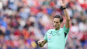 Jose Luis Munuera Montero, colegiado del partido entre Osasuna y el Real Madrid, que está siendo investigado por la RFEF