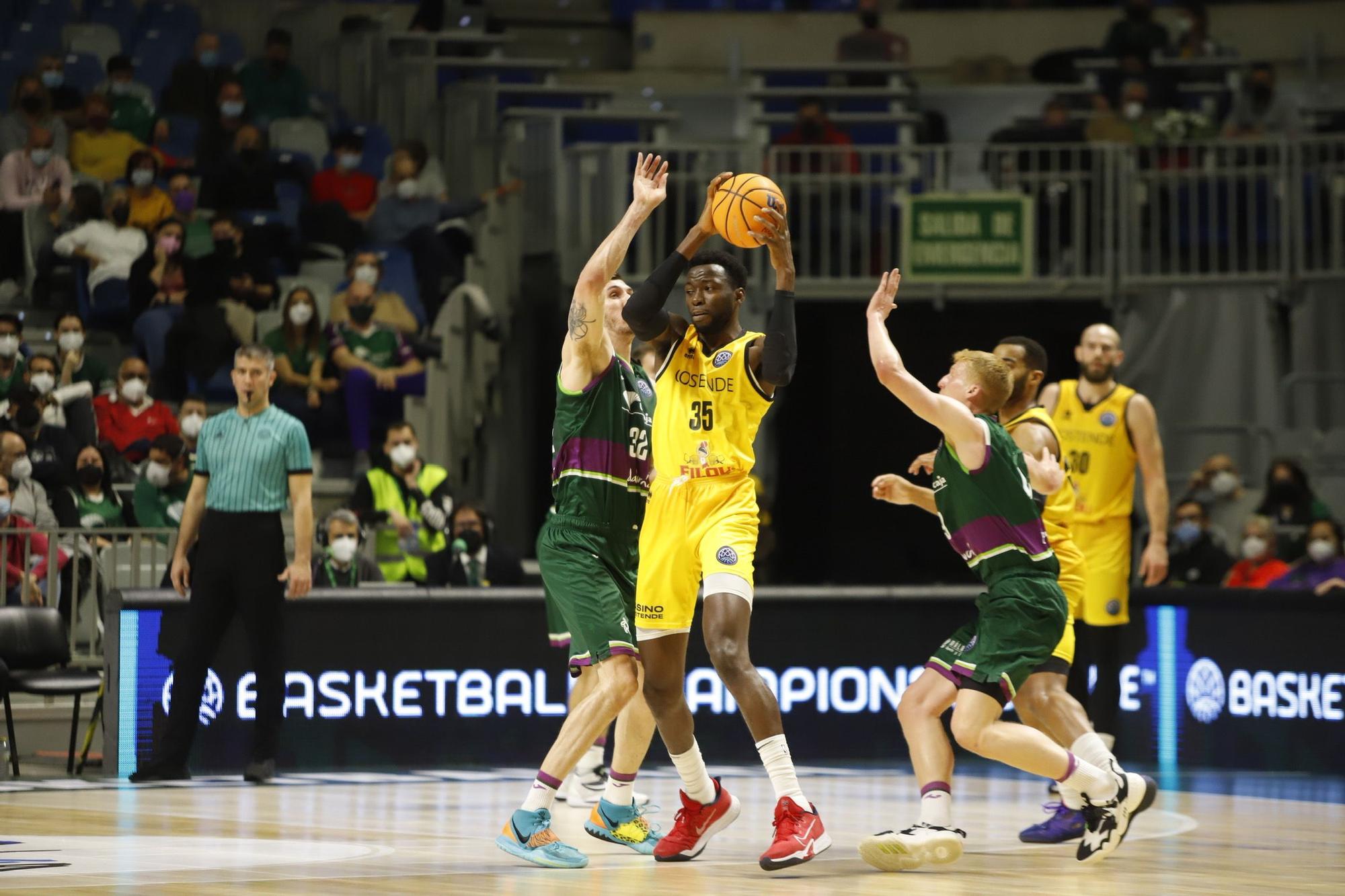 Las imágenes del Unicaja - Filou Oostende de la BCL