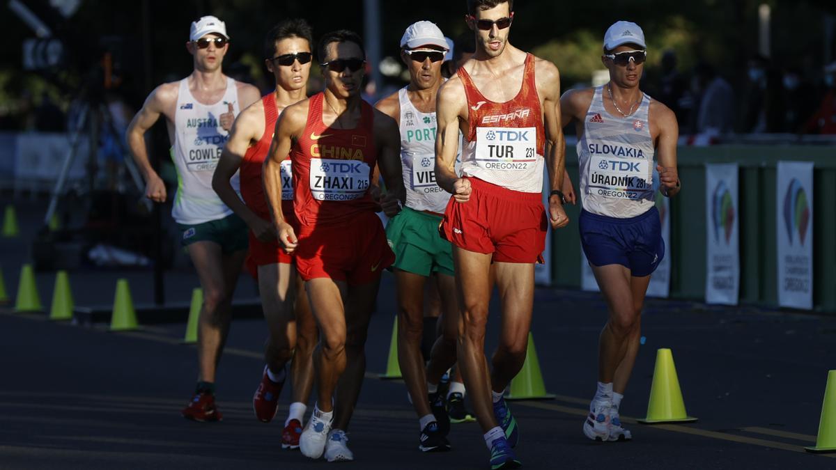 Marc Tur, en la carrera de 35 km marcha en los Mundiales de Atletismo