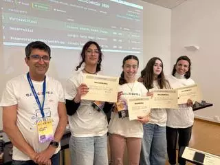 El colegio Eduardo Pondal de Cangas, premiado en el desafío "Atrévete coa ciberseguridade" en la feria Galiciencia en Ourense
