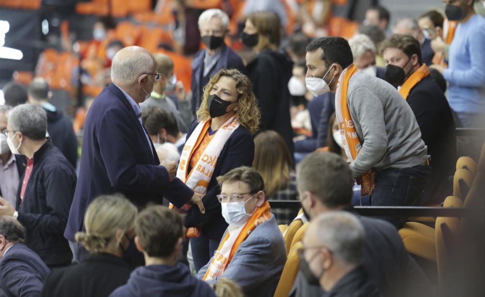 Ambientazo y bufandeo en La Fonteta para buscar el doblete