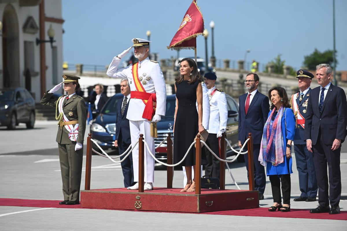 Entrega de despachos en la Escuela Naval Militar a la que acuden los Reyes de España FelipeVI y la Reina Doña Leticia y la princesa Leonor