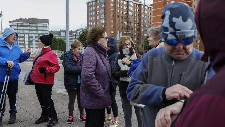 Participantes en el programa municipal &quot;Por tu salud, camina&quot;