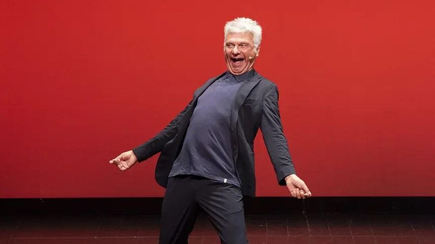 Carles Sans: «Ahora ya no se puede hacer humor de todo y eso coarta bastante»