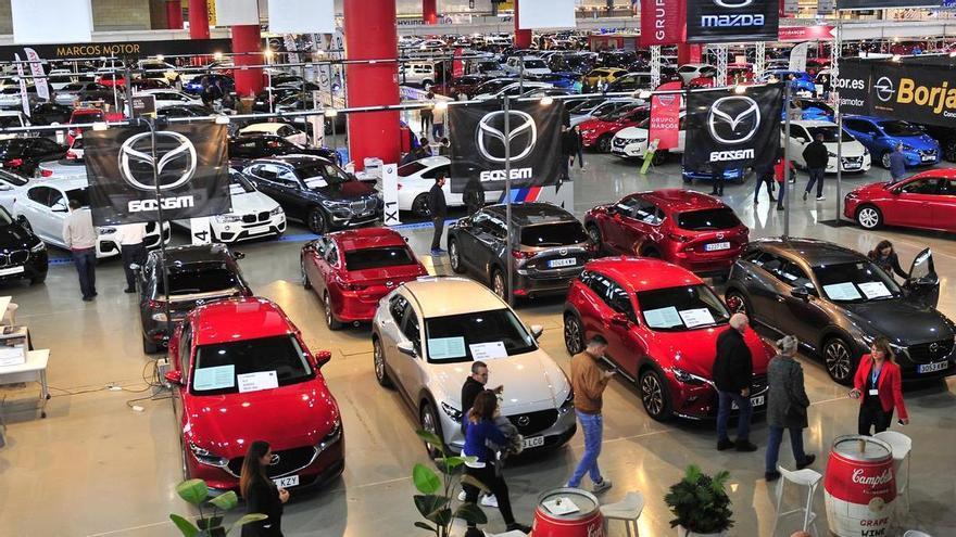 La venta de coches encadena cuatro meses al alza tras mejorar el suministro de componentes