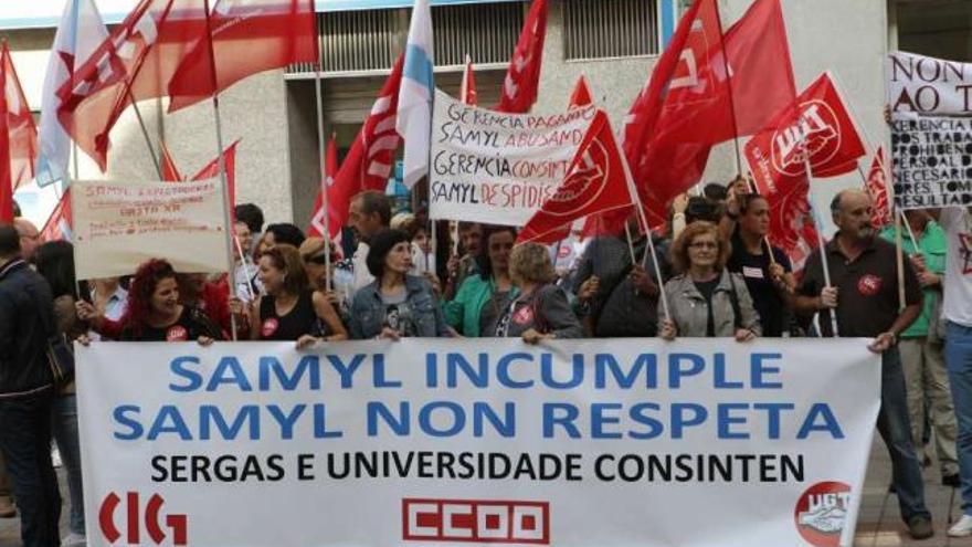 Denuncian despidos y "trato vejatorio" en la empresa que limpia los centros  de salud - Faro de Vigo