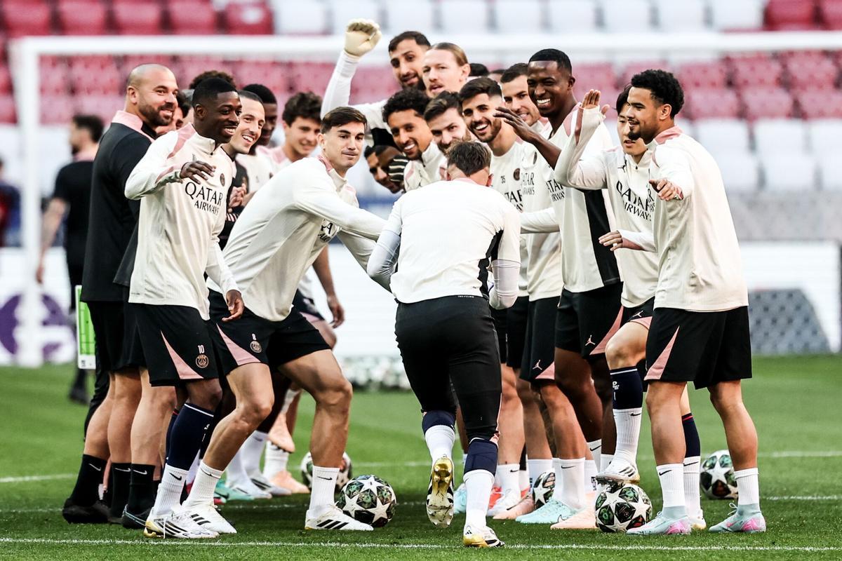 La plantilla del PSG hace piña antes de la gran final en Múnich