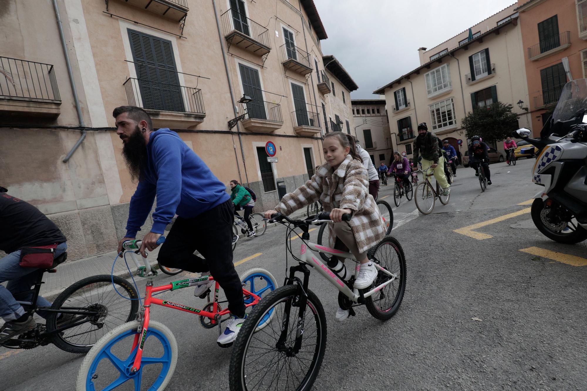 Casi 3.000 personas en el regreso de la Diada Ciclista de Sant Sebastià en Palma