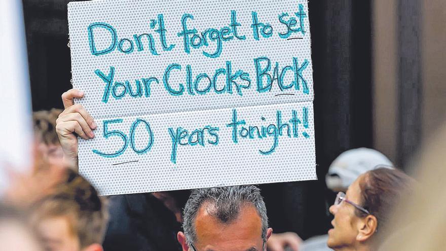 Retrasen sus relojes 50 años