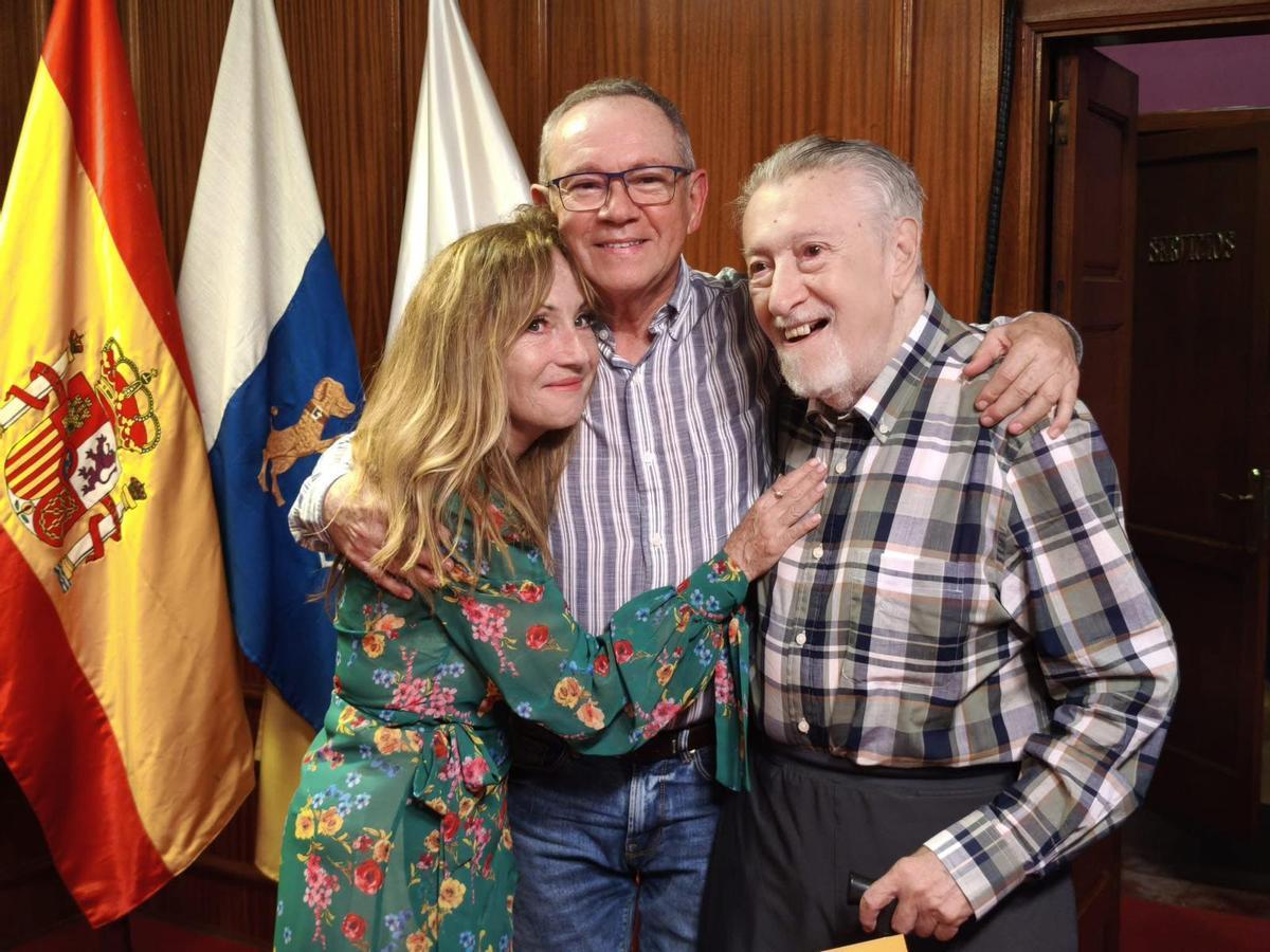 Presentación de la biografía 'Julio Viera. El Genialísimo (biografía)', realizada por Juan Francisco Santana