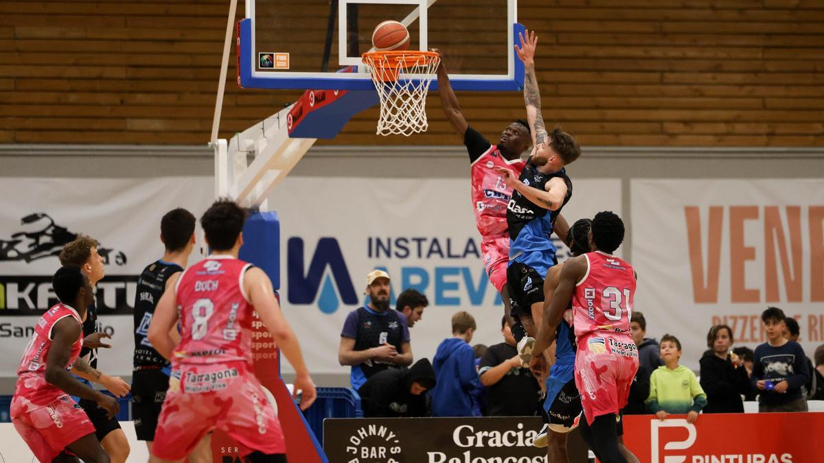 IBIZA. BALONCESTO. SANT ANTONI VS TARRAGONA