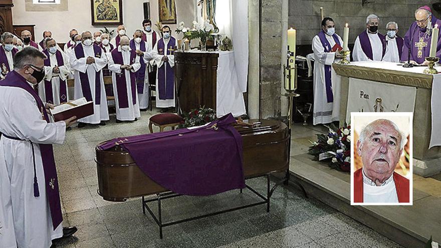 El Arzobispo, en el funeral por el párroco de Ceares: “Tenía un alto valor humano y bondad”