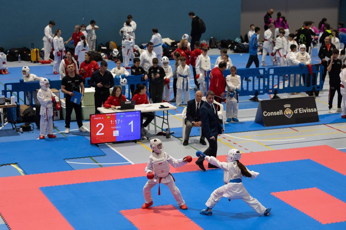 Mira aquí todas las imágenes del Campeonato infantil balear de karate