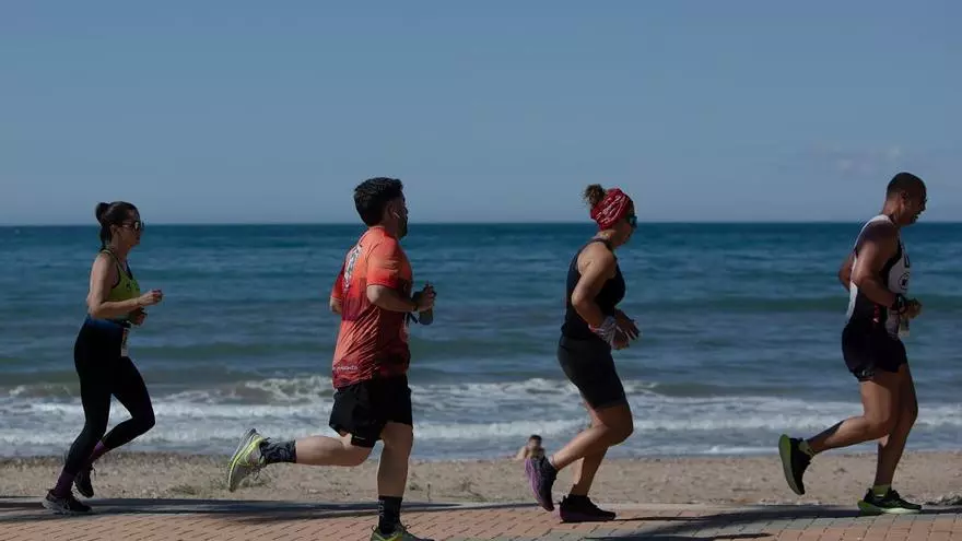 Inma Pagán y Antonio Martínez ganan la Carrera Popular La Azohía
