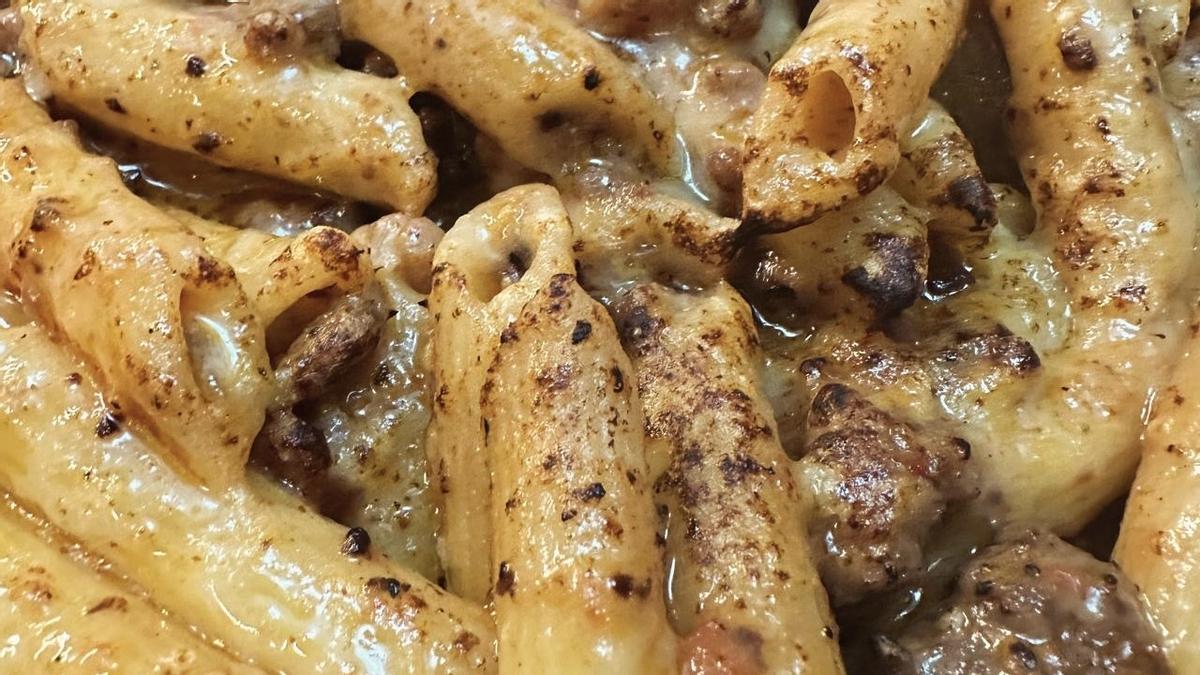 Los macarrones, como estos de Chez Pepito, son todo un clásico de nuestra gastronomía.