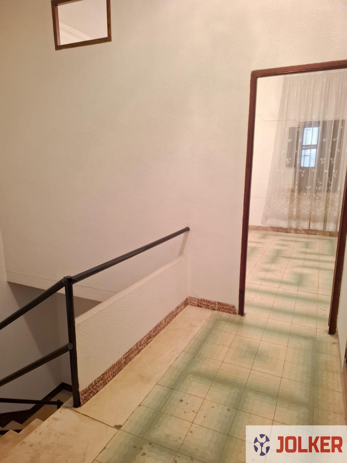 Galería de fotos: Sale a la venta una casa con terraza en la zona del Madrigal de Vila-real por 150.000 euros