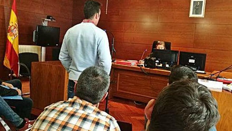 Uno de los testigos durante el juicio celebrado en el Juzgado de lo Penal.