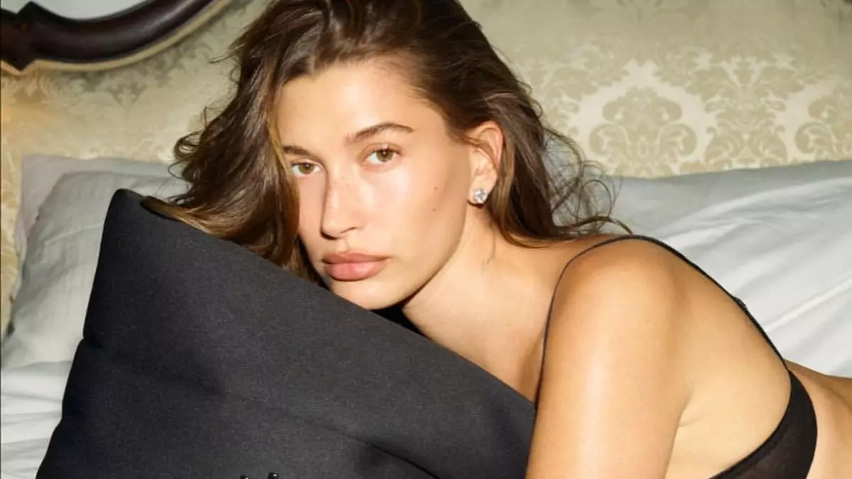 Rhode llega a España: los productos imprescindibles de Hailey Bieber para conseguir una piel hidratada y luminosa