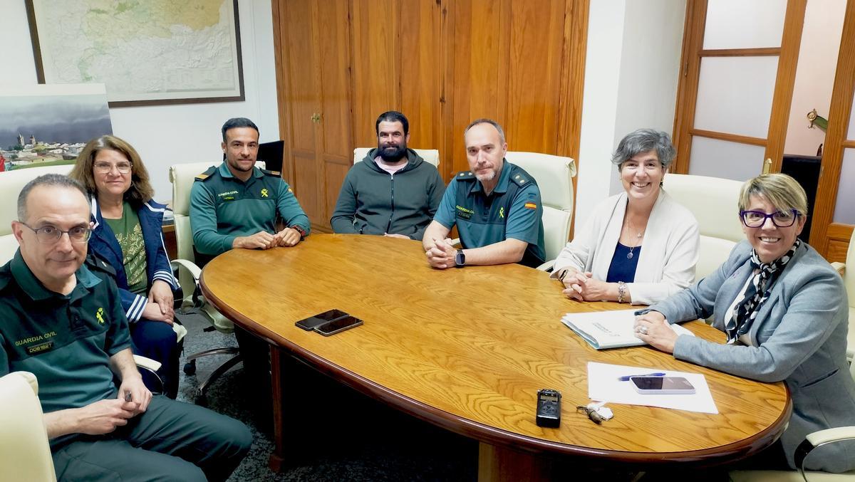 La reunión se celebró en las dependencias del ayuntamiento de Monesterio
