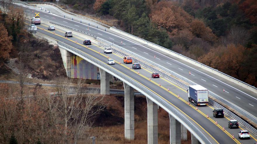 Reobren la circulació als vehicles pesants al viaducte de Sant Sadurní d&#039;Osormort