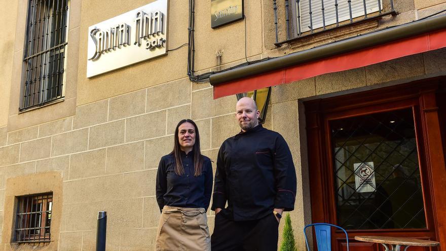 De Austria al bar Santa Ana de Plasencia, por amor