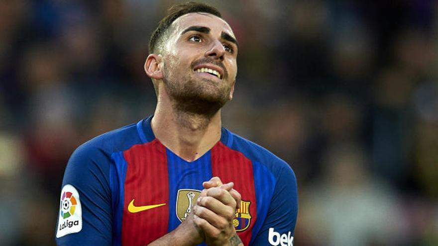 Paco Alcácer tiene que buscarse la vida