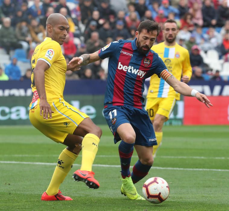 Levante UD - RCD Espanyol, en imágenes