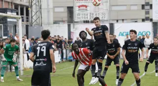 Todo por decidir en Mareo: Lealtad y Sporting Atlético empatan en la ida del play-off asturiano a Segunda Federación