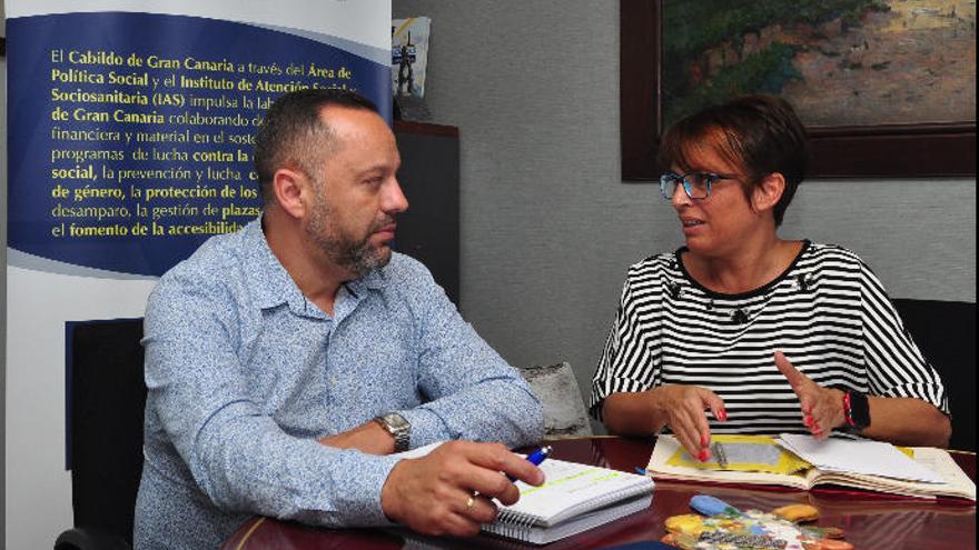 La ciudad cede suelo al Cabildo  para hacer cuatro centros de mayores