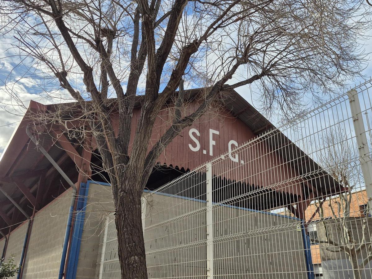 Imatge de la part superior de la teulada de l’antiga estació de Sant Feliu de Guíxols.