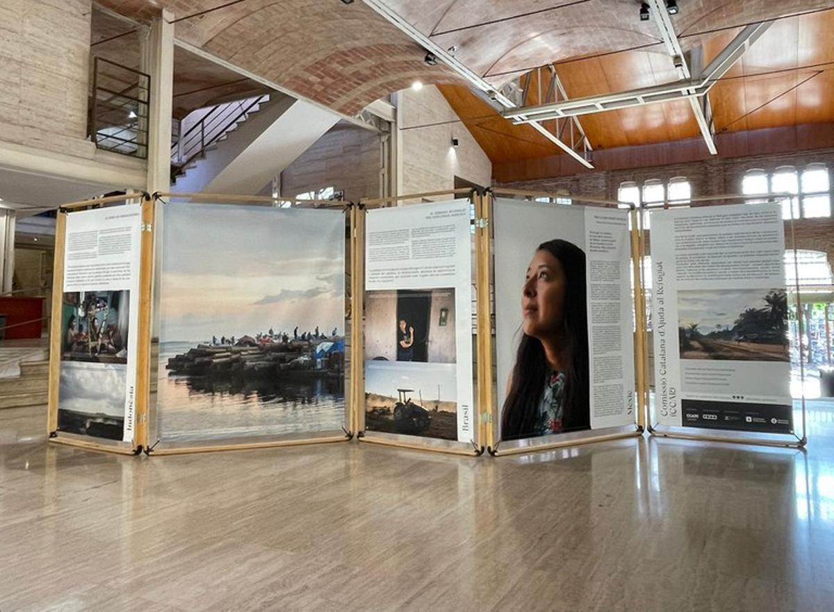 L’exposició «Sense refugi, històries de desplaçament forçat» arriba a Rubí L’exposició «Sense refugi, històries de desplaçament forçat» arriba a Rubí