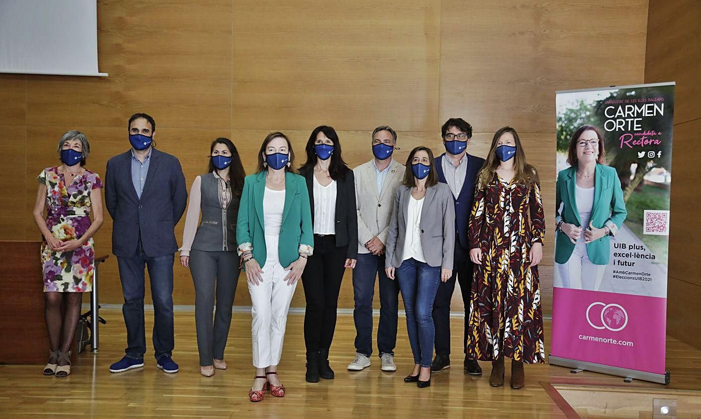 Los vicerrectores de Orte: Francisco José Perales (Innovación, Transferencia y Tecnología); Carlos Guerrero (Educación Digital); Maria Magdalena Massot (Economía); Antoni Cladera (Internacionalización y Cooperación); Susana Simal (Investigación); Pere Antoni Borràs (Campus); Maria Isabel Monserrat (Docencia y Títulos); Mar Leza (Estudiantes y Vida Universitaria); Javier Capó (Profesorado); y Caterina Calafat (Proyección Cultural).