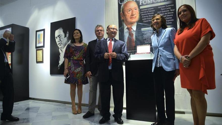 Aguilar destaca el compromiso de Fosforito con el flamenco en una nueva sala sobre su obra