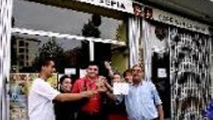 El sorteo de la ONCE deja 330.000 € en un bar de El Altozano