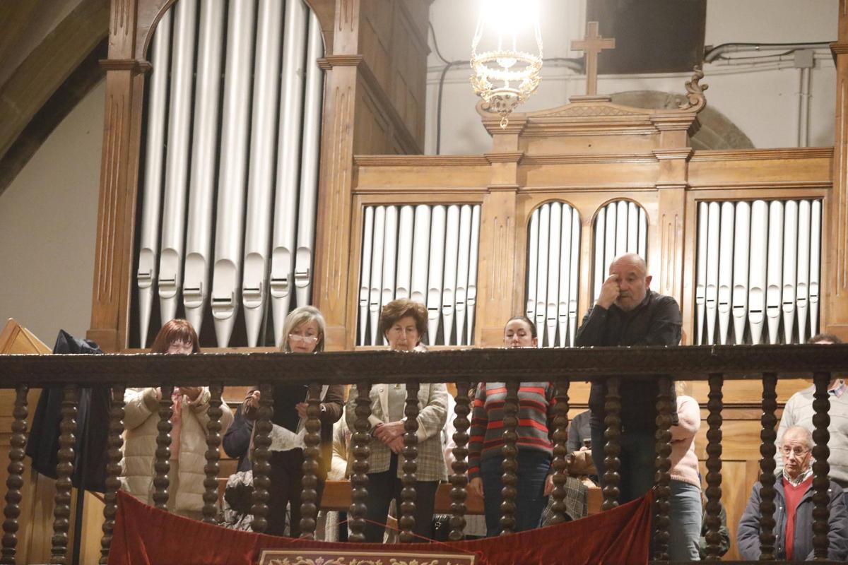 EN IMÁGENES: La primera misa del Socorro de Luanco