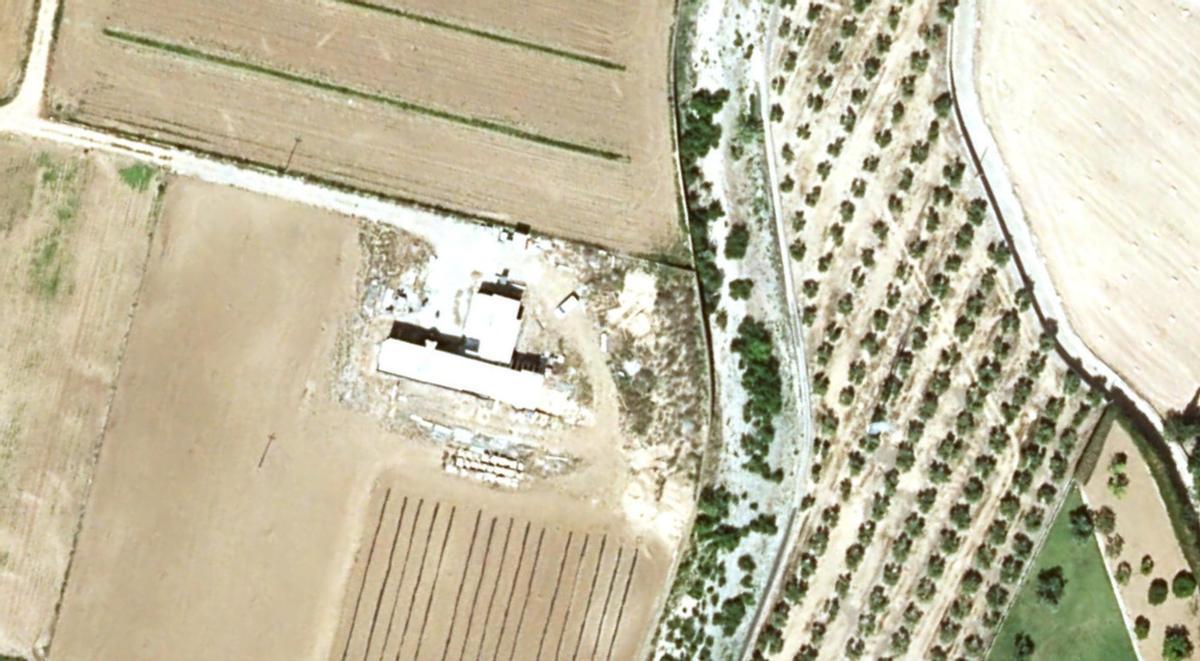 Un chalé construido junto a un torrente en sa Pobla.