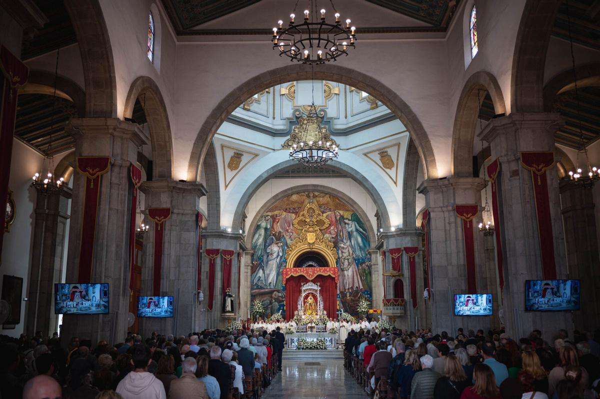 Fiesta de la Virgen de Candelaria: procesión cívica y Misa central