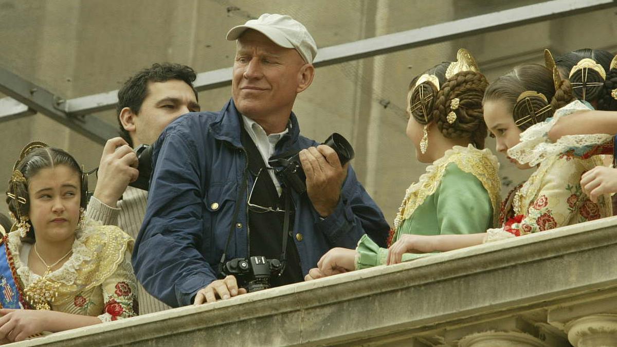 Sebastiao Salgado en la 'mascletà' de València en 2003.
