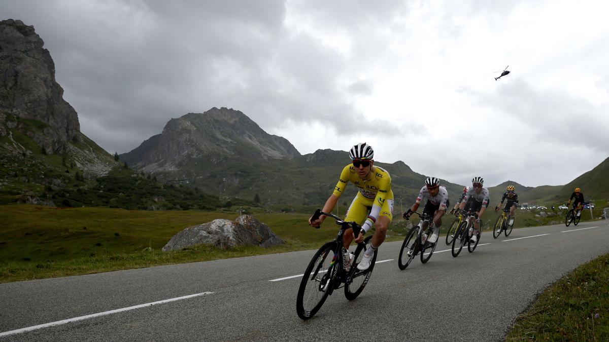 Tadej Pogacar, con el maillot amarillo en el Tour de Francia