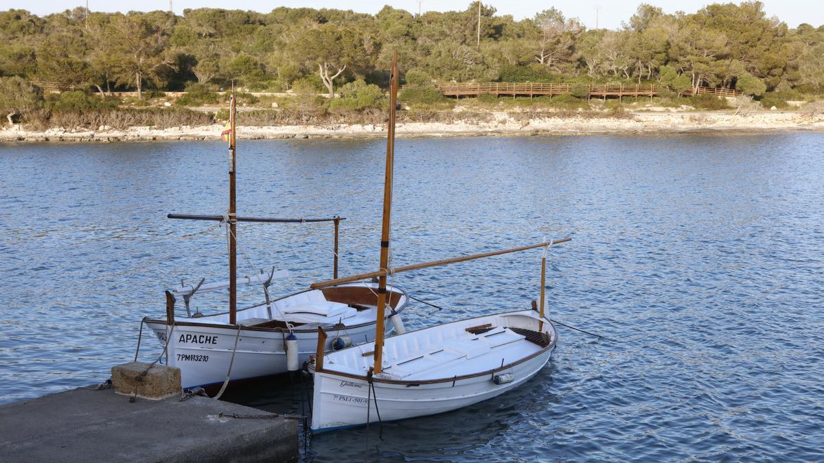 Kleine Boote und Abendstimmung in Portocolom.