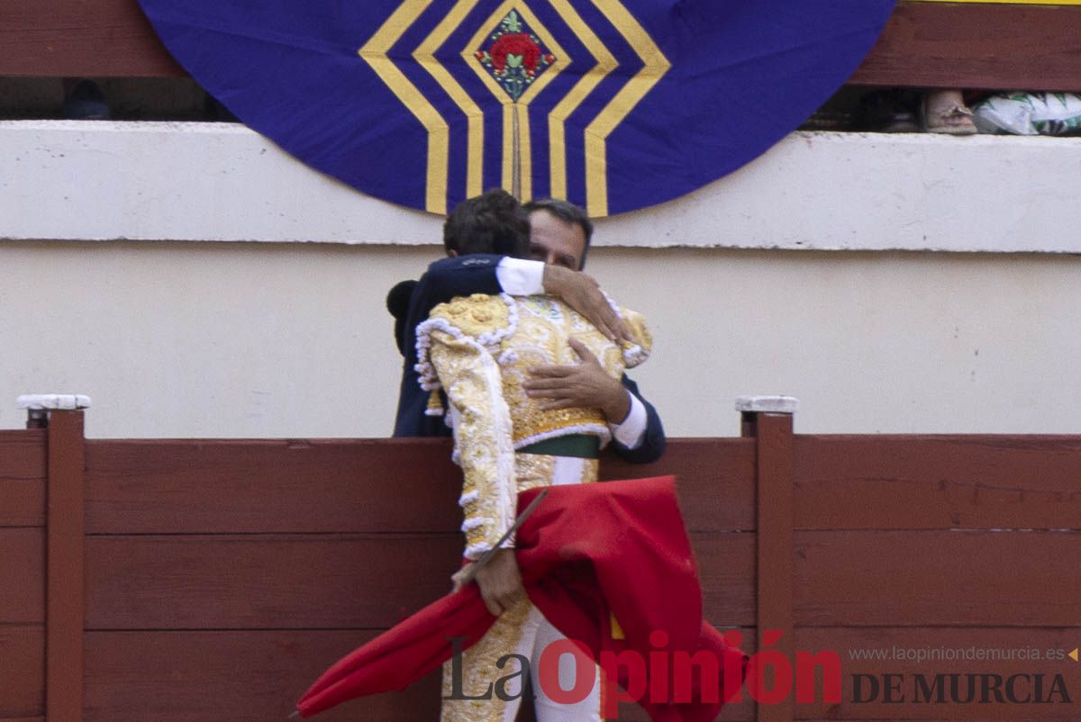Tarde histórica en Abarán con la alternativa de José María Trigueros y el indulto de Tomás Rufo, junto a Castella salieron a hombros